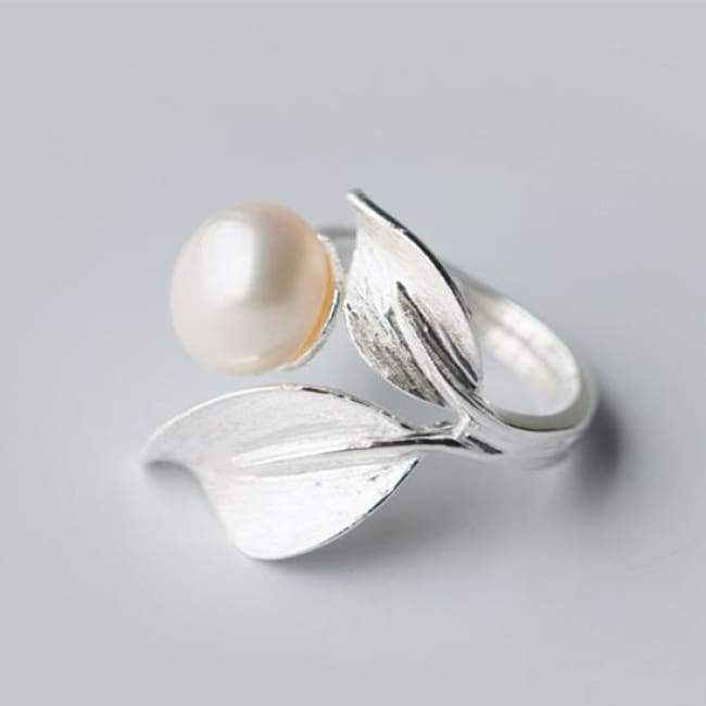 Pearly Leaf Ring Jewelry